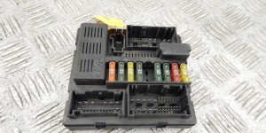 Блок предохранителей BMW X3-series (E83) 7 560 626