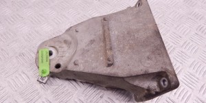 Кронштейн двигателя BMW 5-series (E60/61) 22 11 6 761 112