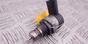 Датчик давления топлива BMW X5-series (E53) 13 53 7 805 733