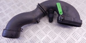 Патрубок интеркулера BMW X3-series (E83) 13 71 7 794 172