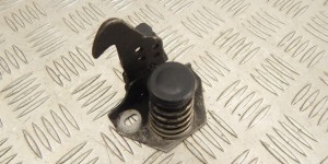 Крюк капота BMW 5-series (E60/61) 51 23 7 034 256
