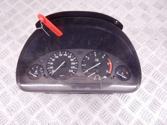 Щиток приборов (приборная панель) BMW X5-series (E53) 62 11 6 979 568