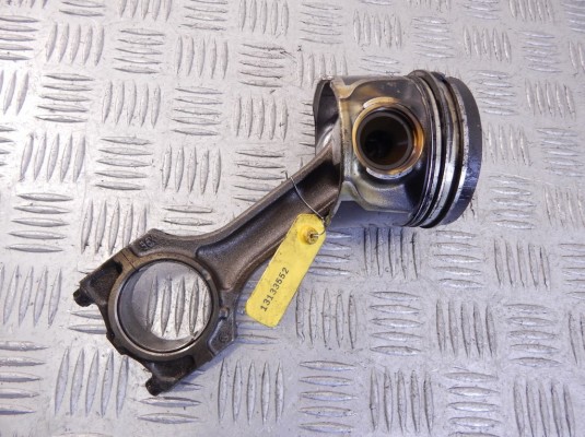 Поршень BMW X5-series (E53) 11 25 7 788 396