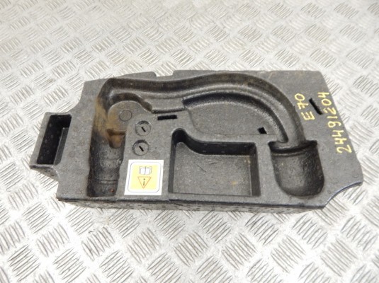 Пластик багажника BMW X5-series (E70) 71 60 6 772 223