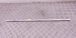 Молдинг стекла двери передней правой наружный BMW 5-series (E39) 51 21 8 159 236 Молдинг стекла двери передней правой наружный BMW 5-series (E39) 51 21 8 159 236