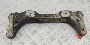 Кронштейн КПП BMW 3-series (E46) 22 31 6 757 103