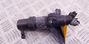 Форсунка омывателя фар BMW 5-series (E60/61) 61 67 7 038 415