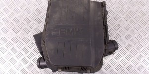 Корпус воздушного фильтра BMW 5-series (E60/61) 13 71 7 556 547