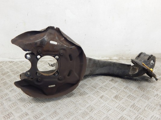 Рычаг задний правый BMW X1-series (F48) 33 32 6 851 580