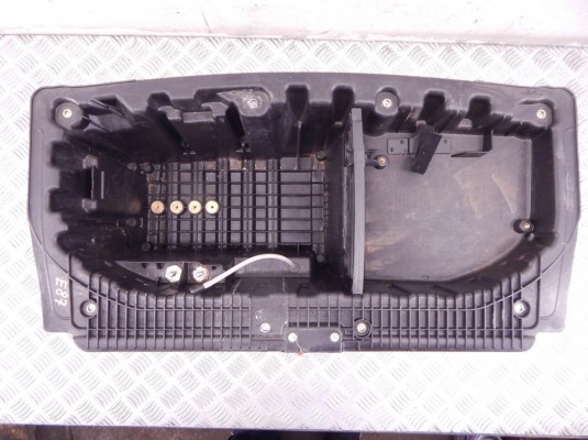 Корыто пластиковое BMW 3-series (E90/91/92) 41 14 7 120 020 Корыто пластиковое BMW 3-series (E90/91/92) 41 14 7 120 020