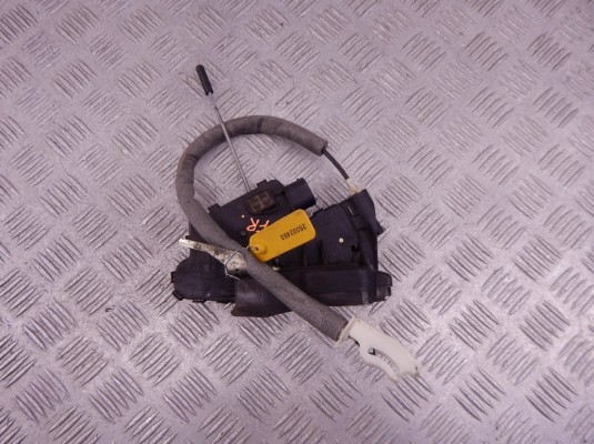 Замок двери передней правой BMW 3-series (E46) 51 21 8 206 408