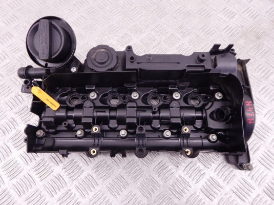 Клапанная крышка BMW 3-series (F34GT) 11 12 8 570 828 Клапанная крышка BMW 3-series (F34GT) 11 12 8 570 828