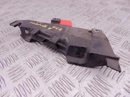 Крепление фары правой BMW 5-series (E39) 63 12 8 362 442