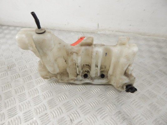 Бачок омывателя BMW 5-series (E39) 61 67 8 364 941
