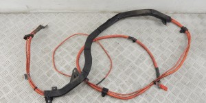 Плюсовой провод аккумулятора BMW 1-series (E87) 61 12 9 205 479