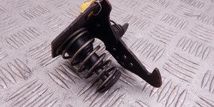 Крюк капота BMW 5-series (E60/61) 51 23 7 034 256