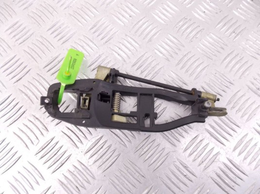 Скелет ручки наружной передней правой BMW 3-series (E46) 8253454