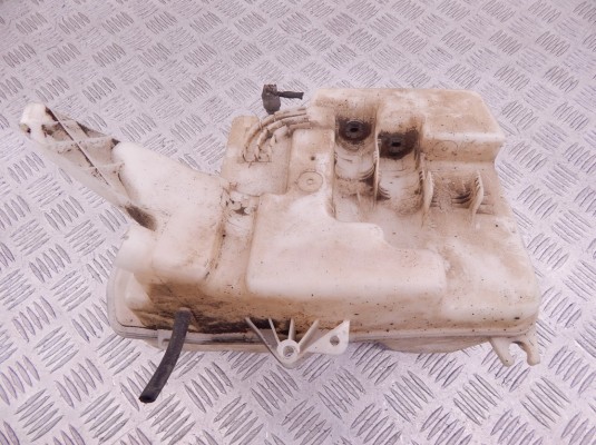 Бачок омывателя BMW 5-series (E60/61) 61 66 7 179 449