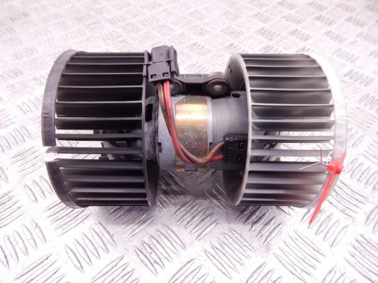 Моторчик печки BMW 3-series (E46) 64 11 9 204 154