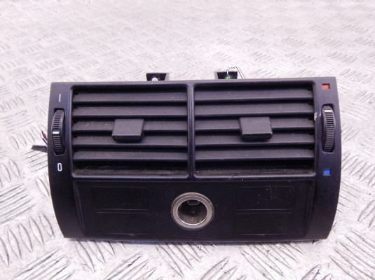 Дефлектор обдува салона BMW X5-series (E53) 64 22 8 409 081