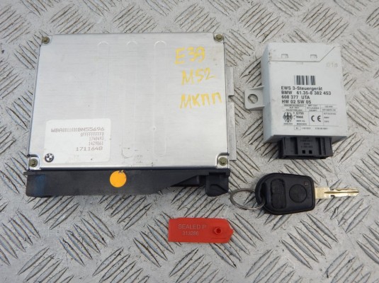 Блок управления двигателем BMW 5-series (E39) 12 14 1 711 648