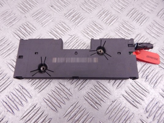 Усилитель антенны BMW 3-series (E90/91/92) 65 20 6 934 846