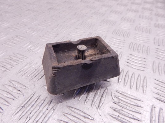 Опора под домкрат (поддомкратная подушка) BMW 3-series (E46) 51 71 8 268 885
