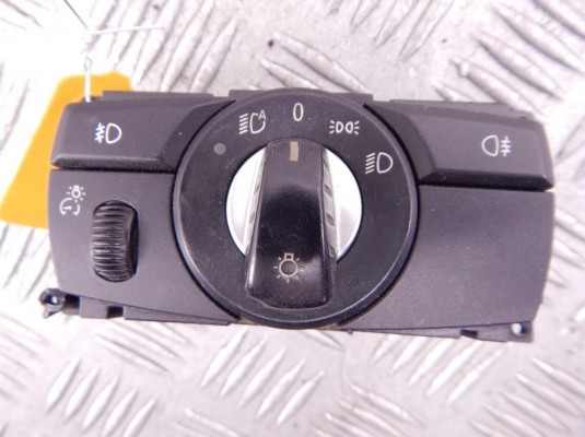 Переключатель света BMW 5-series (E60/61) 61 31 9 134 726 Переключатель света BMW 5-series (E60/61) 61 31 9 134 726
