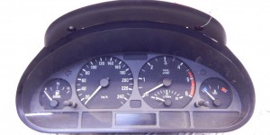 Щиток приборов (приборная панель) BMW 3-series (E46) 62 11 6 931 245