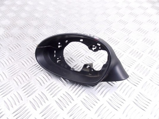 Рамка зеркала наружного левого BMW 3-series (E90/91/92) 51 16 7 170 563