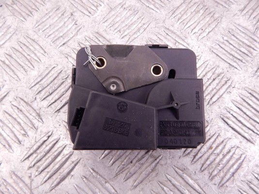 Замок стекла двери багажника BMW 3-series (E46) 51 24 8 218 849