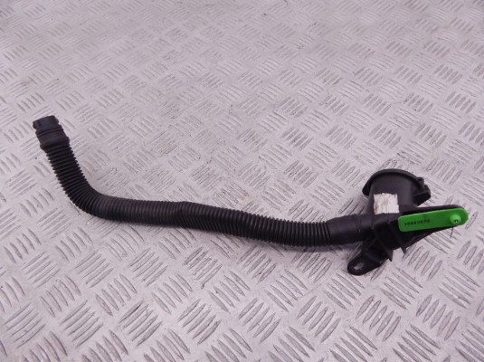 Горловина бачка омывателя BMW 7-series (E65/66) 61 66 7 009 125