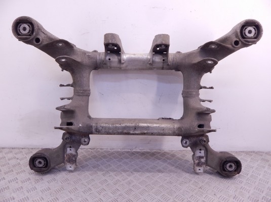 Балка подвески задняя BMW 5-series (F10/11) 33 31 6 798 545