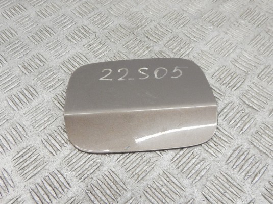 Лючок топливного бака BMW X5-series (E70) Лючок топливного бака BMW X5-series (E70)