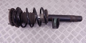 Стойка передняя правая BMW 3-series (E90/91/92)