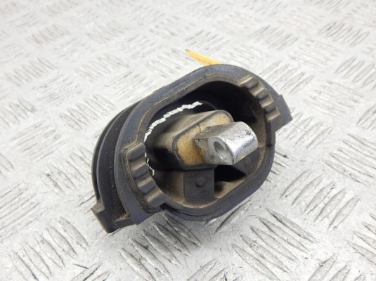 Подушка крепления КПП BMW 7-series (F01/02) 22 32 6 775 916