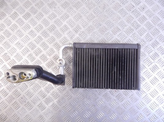Испаритель кондиционера BMW X5-series (E53) 64 11 8 385 560