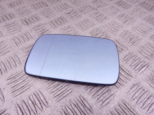Стекло зеркала наружного левого BMW 5-series (E39) 51 16 8 119 724