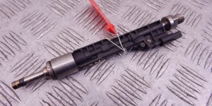 Форсунка BMW X1-series (E84) 13 64 7 639 994