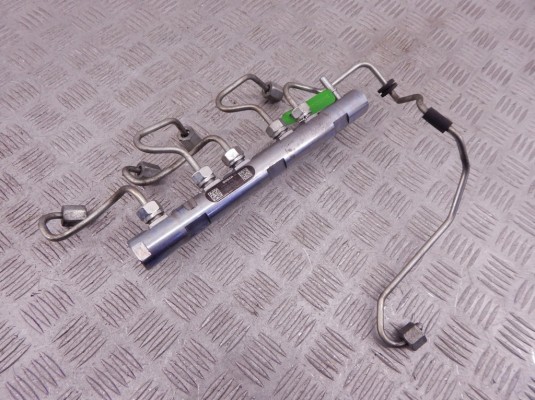 Трубка топливная BMW 3-series (F34GT) 13 53 7 809 127 Трубка топливная BMW 3-series (F34GT) 13 53 7 809 127