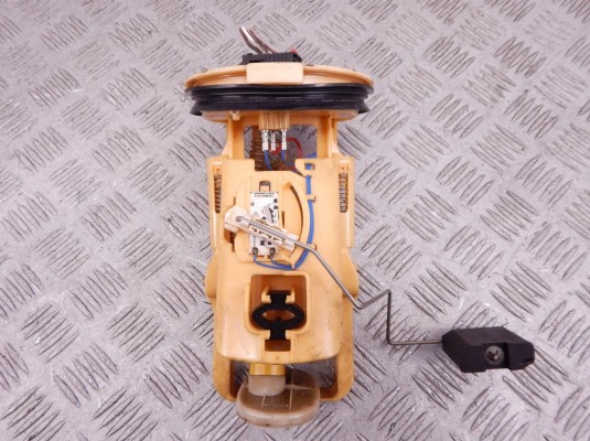 Насос топливный BMW 3-series (E46) 16 14 6 768 488 Насос топливный BMW 3-series (E46) 16 14 6 768 488