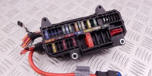 Блок предохранителей BMW 7-series (E65/66) 61 13 6 900 583