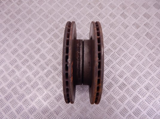 Диск тормозной передний BMW 3-series (E46) 34 11 6 864 058 Диск тормозной передний BMW 3-series (E46) 34 11 6 864 058