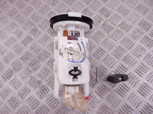 Насос топливный BMW 3-series (E46)