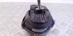 Подушка крепления двигателя BMW 5-series (E60/61) 22 11 6 761 092