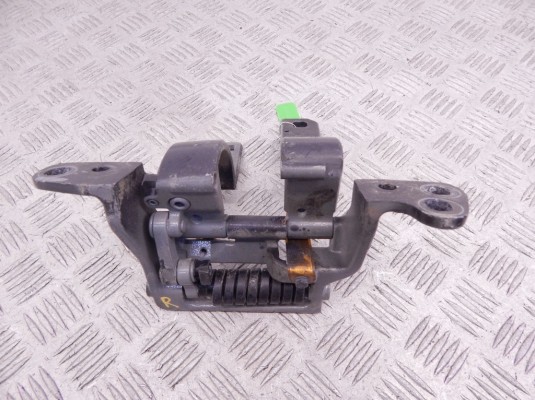 Петля крышки багажника BMW 5-series (E60/61) 41 62 7 210 668