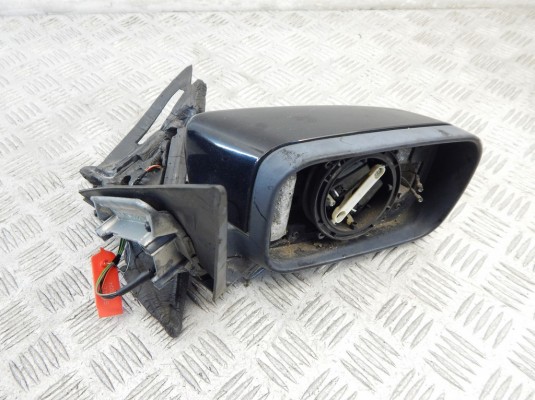 Зеркало наружное правое BMW 3-series (E46) 51 16 8 250 438