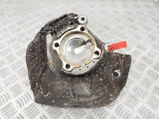 Ступица передняя левая BMW 5-series (E39) 31 21 1 092 853