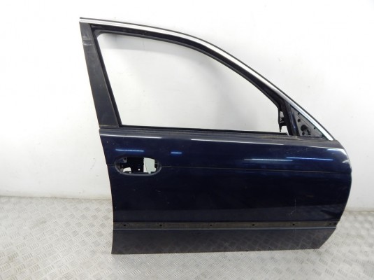 Дверь передняя правая BMW 5-series (E39) 41 51 8 216 818