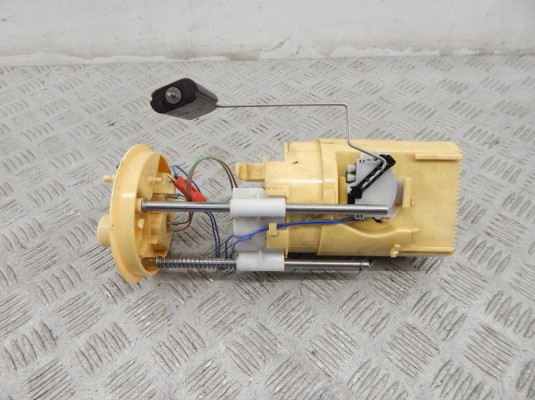 Насос топливный BMW X6-series (E71) 16 11 4 422 731 Насос топливный BMW X6-series (E71) 16 11 4 422 731